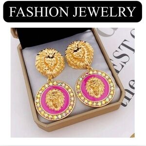 4FJ: Vintage Style Pink & Golden Lion Head Drop Dangle Zinc Alloy Earrings, NIP